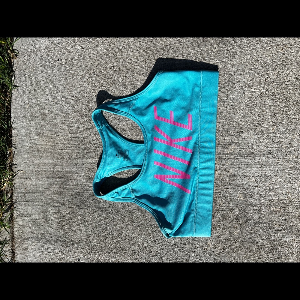 Nike sports bra